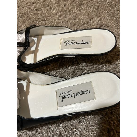 Newport News Vintage Kitten Heels Black Leather Mary Jane Detail - Picture 4 of 10